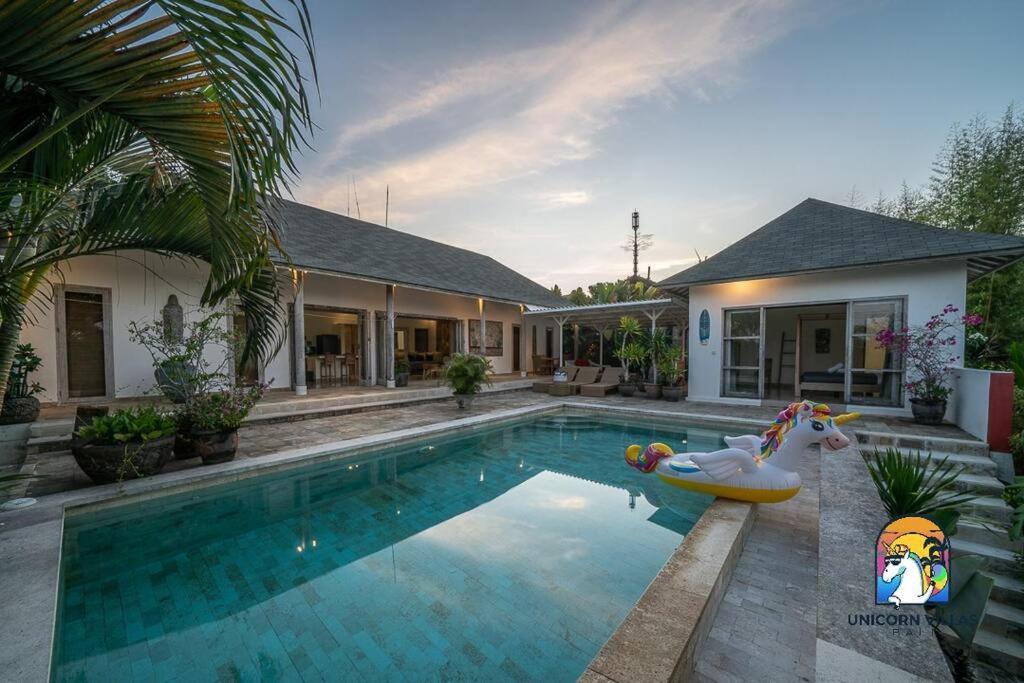 Villa Eva - By Unicorn Villas Bali 乌鲁瓦图 外观 照片