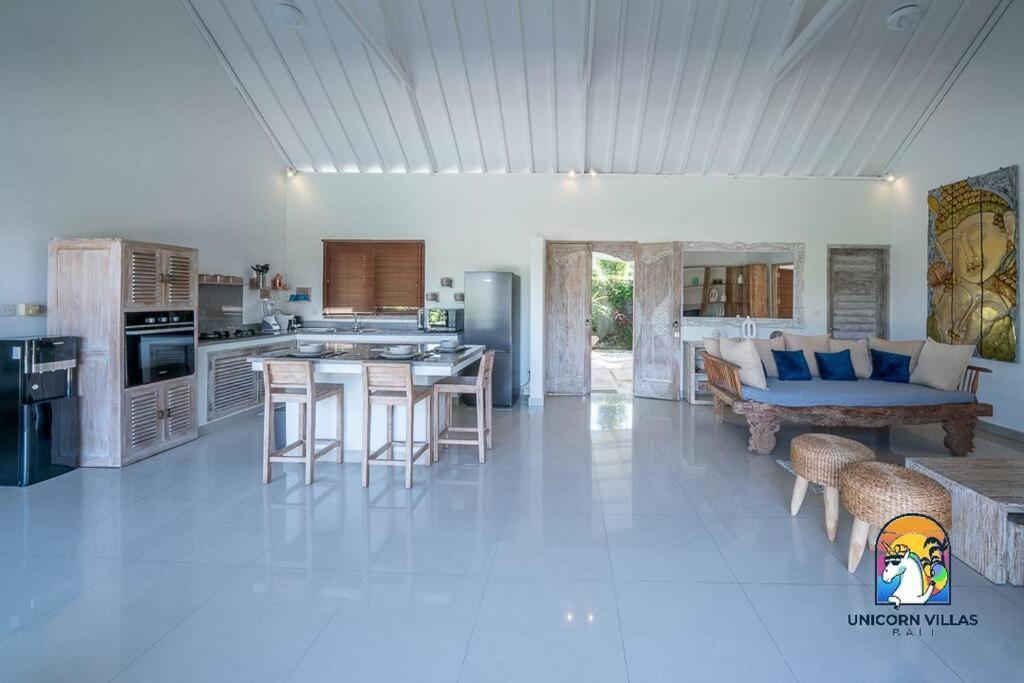 Villa Eva - By Unicorn Villas Bali 乌鲁瓦图 外观 照片
